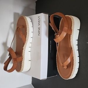 Nine West wedge/platform sandal